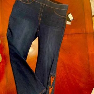 NWT Investments Plus pull on flare jeans with suede lacing & slimming waist 1X
